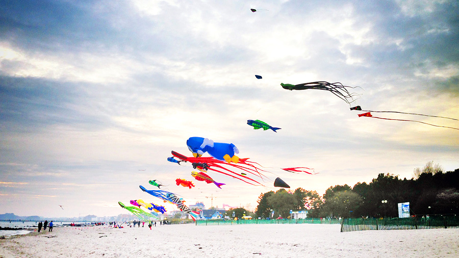 Grömitz - Drachenfest am Strand